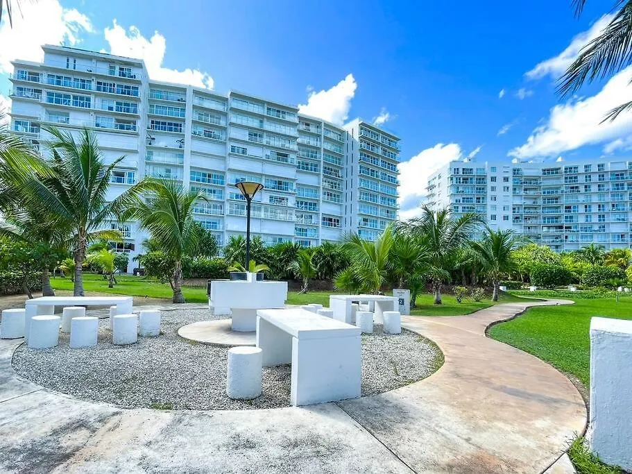 Punta Me Luxury Apartments Ocean View & Beach Front In Amara Cancun