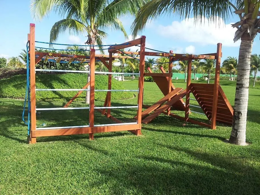 Punta Me Luxury Apartments Ocean View & Beach Front In Amara Cancun